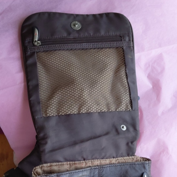 Travelon Bag - Picture 4 of 6